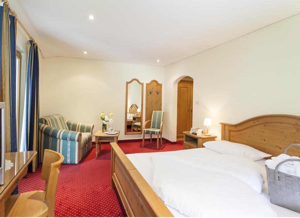 Hotel Stefanshof Plaus Kültér fotó