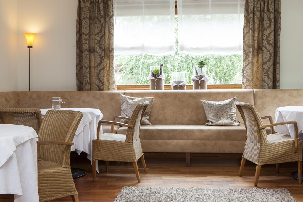 Hotel Stefanshof Plaus Kültér fotó